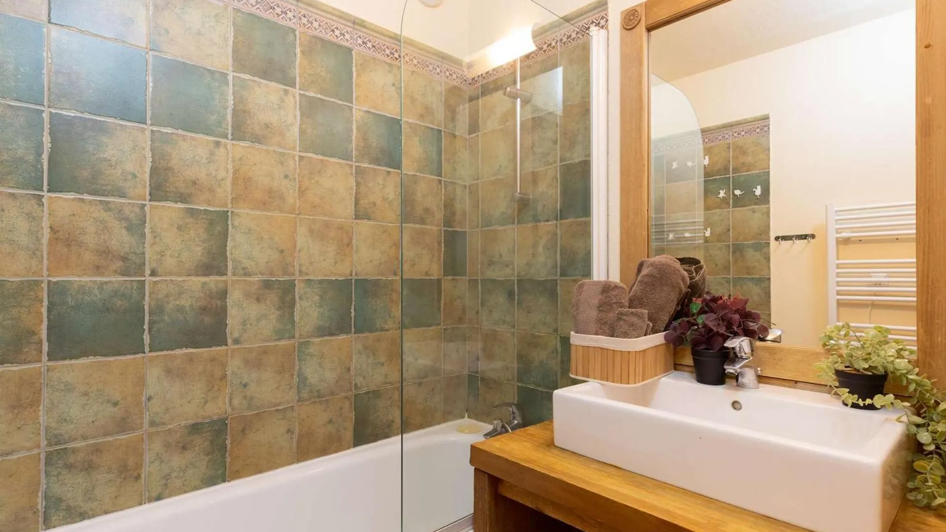 Apartment Appartement 6 Pers Avec Piscine, Sauna Et Terrasse - Saint-Lary-Soulan Centre - Fr-1-296-498